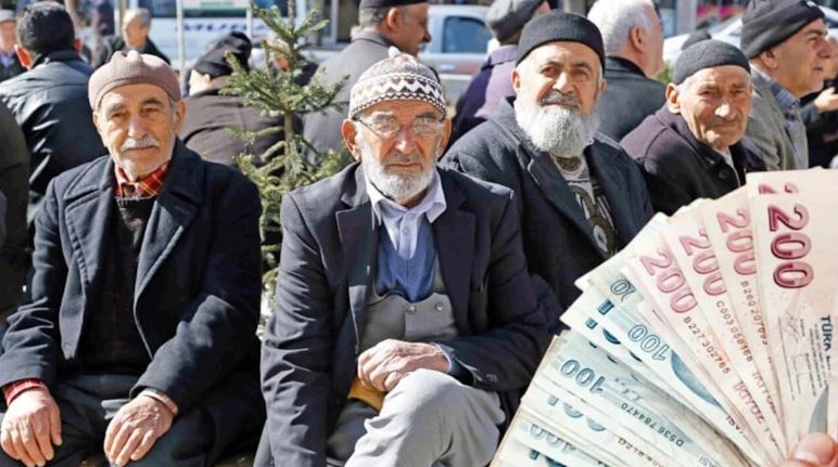 Ekonomistler, memur ve emekliye temmuz ayında ne kadar zam yapılacağını açıkladı! Oranları 'hayırlı olsun' diyerek duyurdular
