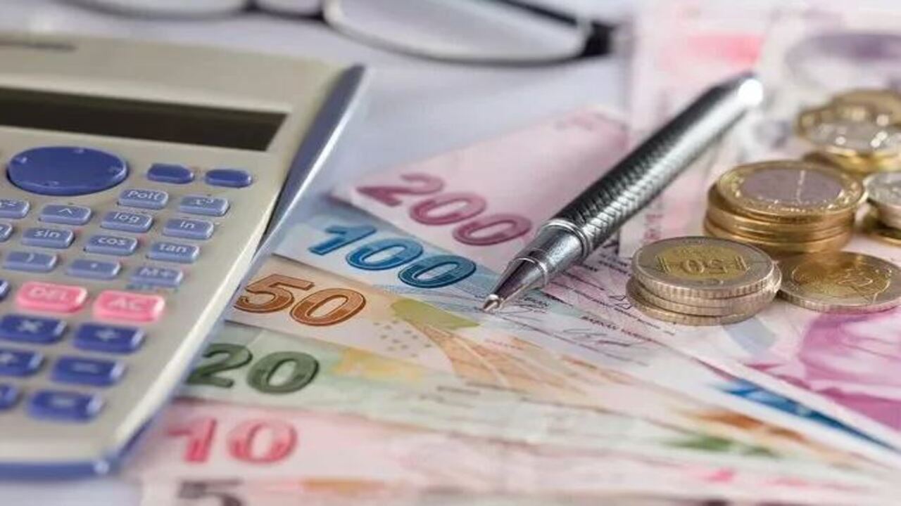 Foto - Ekonomistler, memur ve emekliye temmuz ayında ne kadar zam yapılacağını açıkladı! Oranları 'hayırlı olsun' diyerek duyurdular