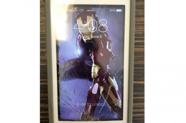 Foto - Ekranı çatlayan telefonlar için ilginç çözüm