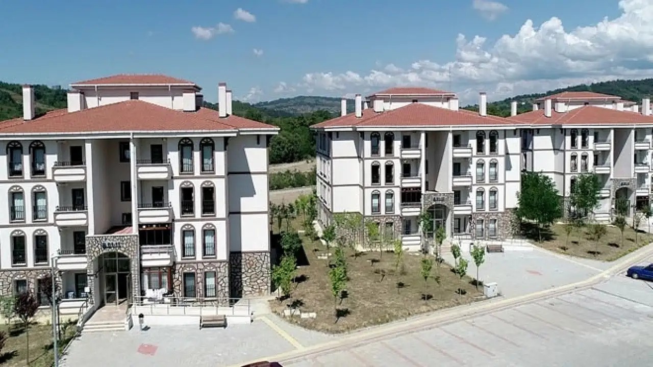 Ekrem de 100 bin tane yapacaktı hani… TOKİ son rakamı paylaştı