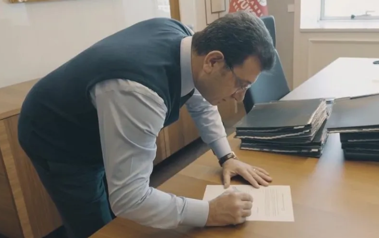Foto - Ekrem İmamoğlu ön seçim için başvuru yaptı! Yavaş'ın kafasından geçen plan? Mansur da aday olacak mı?