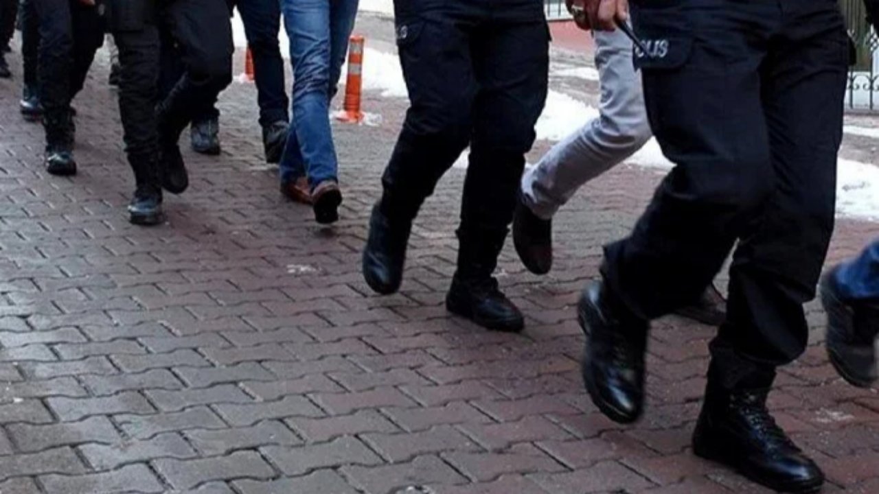 Foto - İBB’ye yolsuzluk operasyonunda yeni dalga! Boğazlarına kadar pisliğe batmışlar