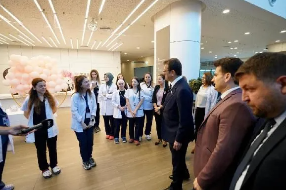 Ekrem İmamoğlu'ndan Binali Yıldırım'a ziyaret