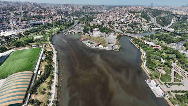 Foto - Ekrem İmamoğlu'ndan İstanbul'a çok büyük hizmet! Haliç'i b.ka buladı