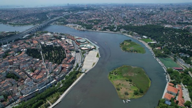 Ekrem’den büyük başarı! Haliç pisliği geri döndü