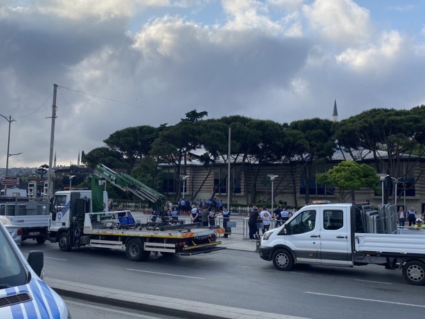 Foto - Ekrem'e elini veren kolunu kaptırıyor! CHP'li İBB, AK Partili belediyenin alanına çöktü