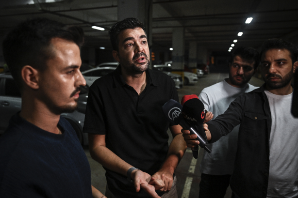 Foto - Ekrem'in İSPARK'ında akılalmaz olay! Arabalarını gören vatandaşların ağzı açık kaldı