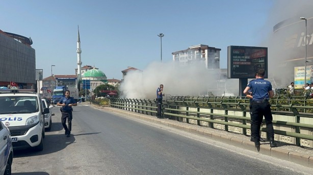 Foto - Ekrem’in İstanbul’a hediyesi! İETT otobüsü cayır cayır