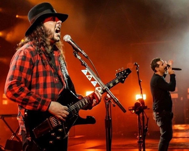 Foto - Ekşi bile şaşırmış! Dünyaca tanınan Türkiye düşmanı rezil grubun akordu bozuldu