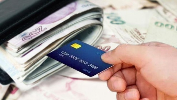 Ekstrenizi kontrol edin! Kredi kartı kullananlara büyük yük oldu