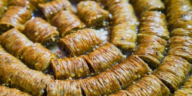 Foto - El açması baklava tarifi | Kolay pratik yapılışı ile baklavanın püf noktaları
