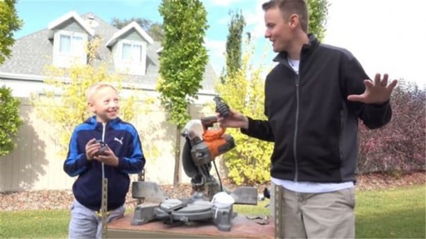 Foto - El bombasının içini açtılar!