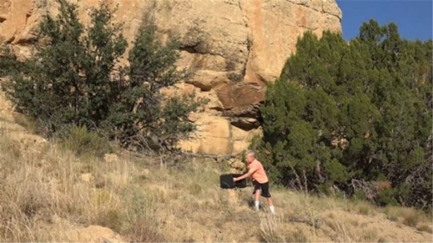 Foto - El bombasının içini açtılar!