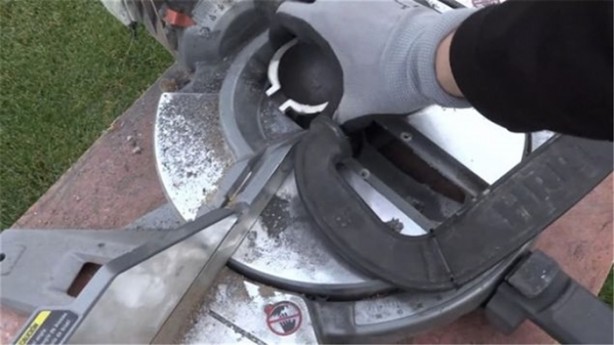 Foto - El bombasının içini açtılar!