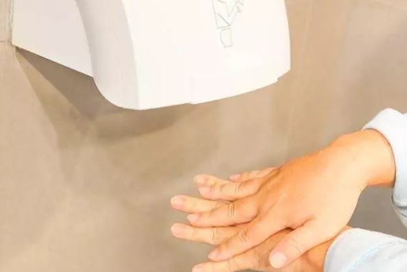 Foto - El kurutma makinelerindeki gizli tehlike: Resmen ölüm saçıyor!