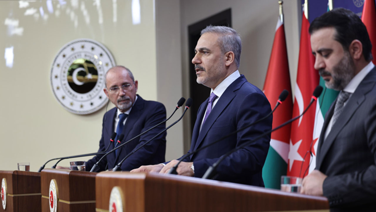 Foto - El Şara hükümetinden olay karar: 'Türkiye'de açmaya karar verdik' diyerek duyurdular