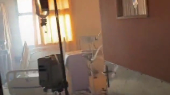 Foto - El Şifa Hastanesi'ne baskın! Gözleri kapalı, çıplak halde kaçırıldılar