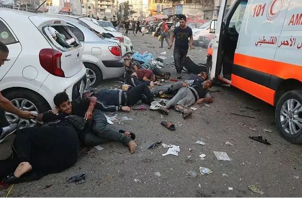 Foto - El Şifa Hastanesi'ne baskın! Gözleri kapalı, çıplak halde kaçırıldılar