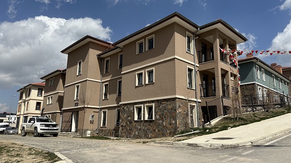 Foto - Elazığ depreminden sonra yapıldı! Bu konutlar herkesin dilinde