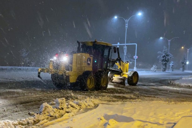 Foto - Elazığ'da kar yağışı etkili oldu
