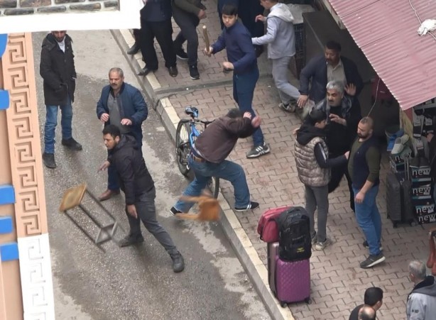 Foto - Elazığ'da korkunç görüntü! Ortalık savaş alanına döndü