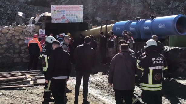 Foto - Elazığ'da maden ocağında göçük meydana geldi! İşte bölgeden ilk kareler