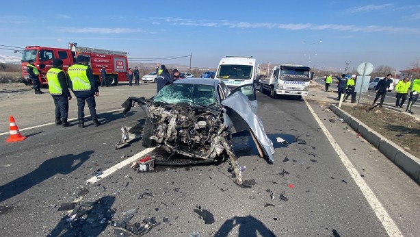 Foto - Elazığ'daki feci kaza! Ölü sayısı yükseldi