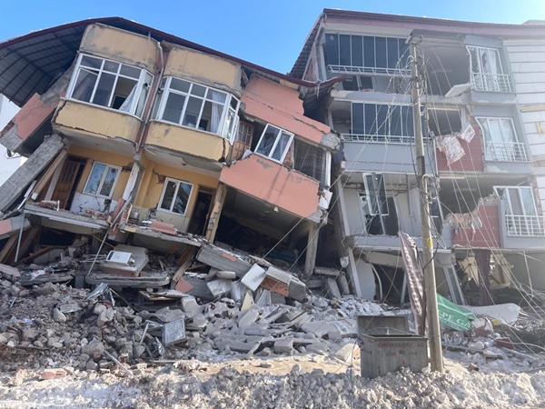 Foto - Elbistan'da yıkılan 342 binanın 185'inin enkazı kaldırıldı