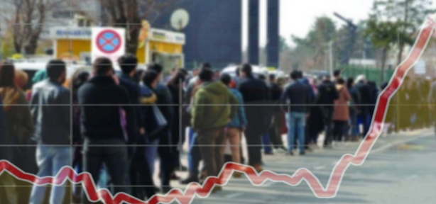 Foto - Elde telefon ile sosyal medyayı karıştırmak nereye kadar gençler! İşte ne okumayan ne de çalışmayan ordu