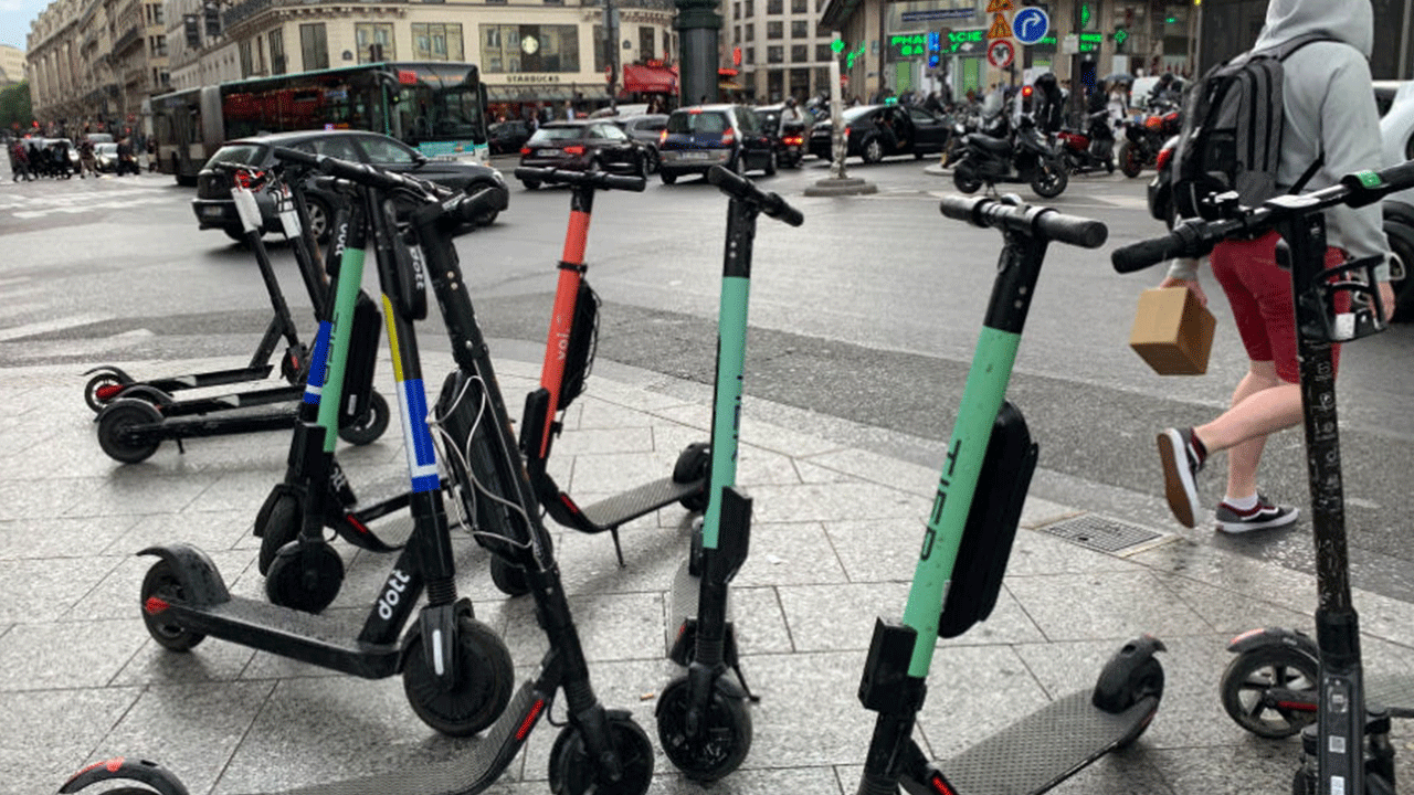 Foto - Elektrikli skooter kullananlar dikkat: Artık zorunlu olacak!