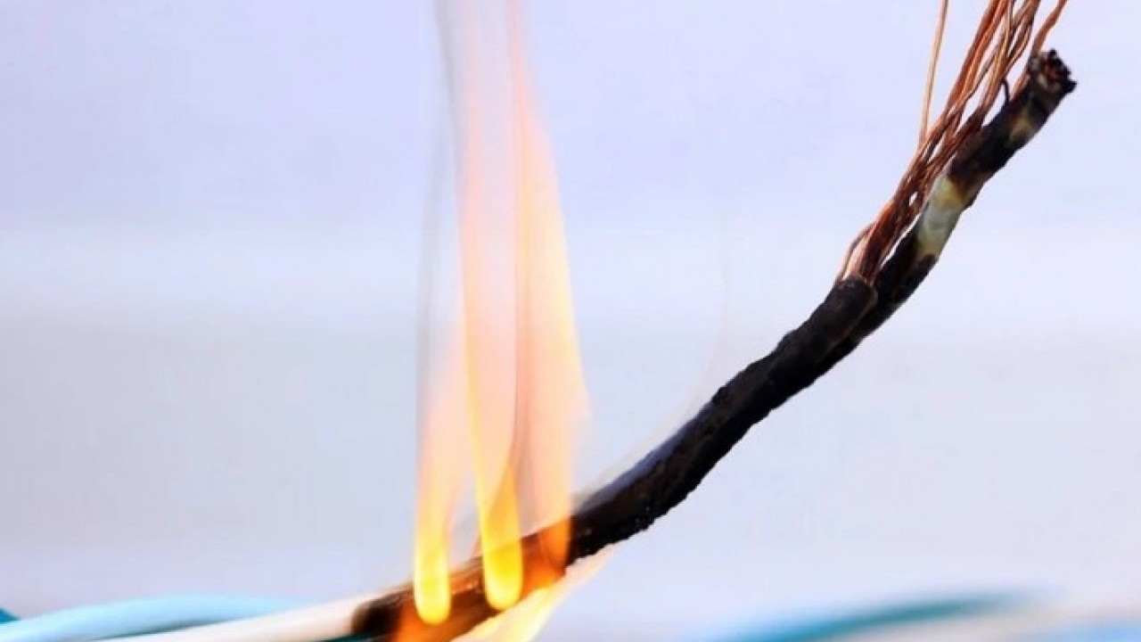 Elektrikçiler özellikle uyarıyor! Kabloları saklarken felakete yol açmayın