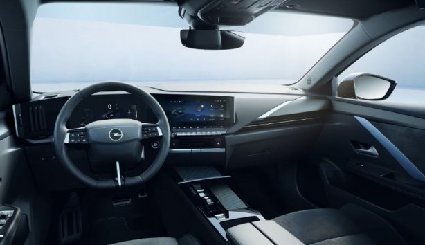 Foto - Elektriklenen Opel Astra satışa çıktı! İşte fiyatı ve özellikleri