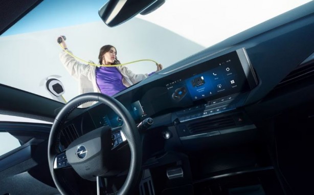 Foto - Elektriklenen Opel Astra satışa çıktı! İşte fiyatı ve özellikleri