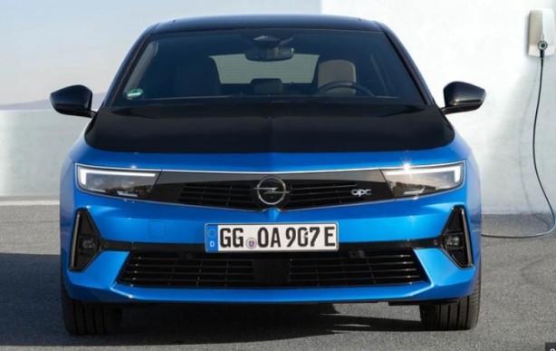 Foto - Elektriklenen Opel Astra satışa çıktı! İşte fiyatı ve özellikleri