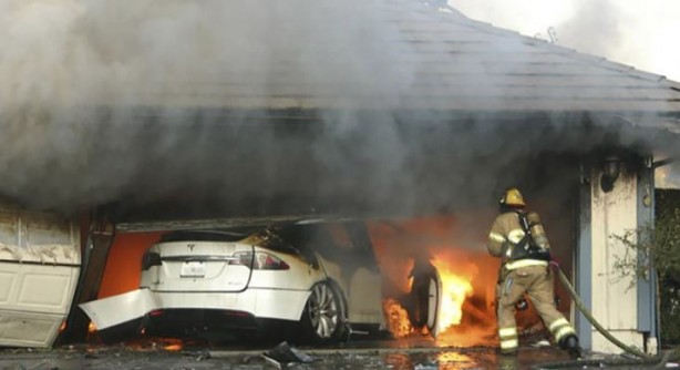 Foto - Elektrikli araç bataryalarındaki yanma sorununa çözüm ürettiler