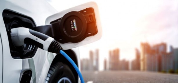 Foto - Elektrikli araçlar çöp mü? Ünlü otomobil uzmanı açıkladı