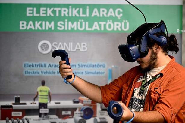 Foto - Elektrikli araçların bakımı için simülatörlü eğitim