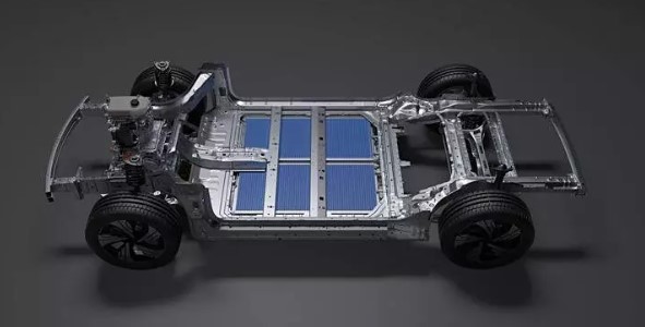 Foto - Elektrikli en ucuz C-SUV satışta! Geely piyasayı darmaduman edecek