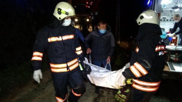 Foto - Elektrikli ısıtıcı evi küle çevirdi, enkazdan cansız bedenleri çıktı