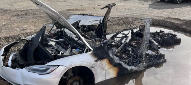 Foto - Elektrikli otomobil kazası cep yakar