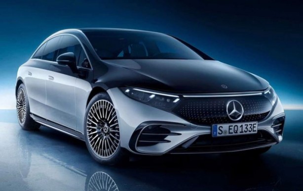 Foto - Elektrikli otomobil Mercedes'e yaramadı! Planlarını değiştirmek zorunda kaldı