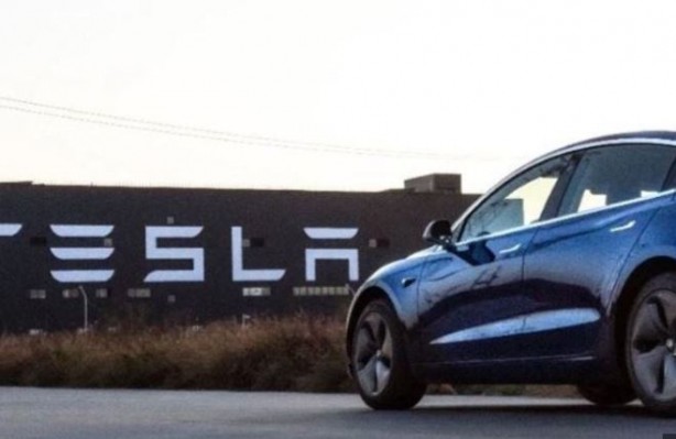 Foto - Elektrikli otomobilde batarya korkusu ! Tesla'nın Türkiye'deki batarya değişim ücreti cep yakıyor