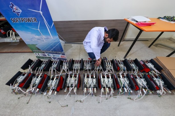 Foto - Elektrikli otomobiller için üç ayrı model taşınabilir şarj cihazı üretildi