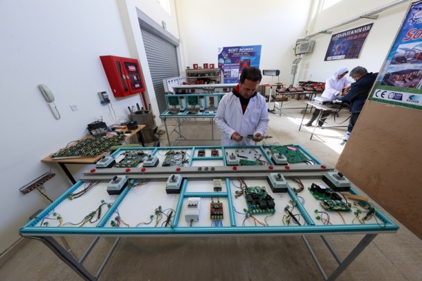 Foto - Elektrikli otomobiller için üç ayrı model taşınabilir şarj cihazı üretildi