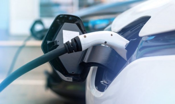 Foto - Elektrikli otomobillerde kazanın bedeli ağır oluyor