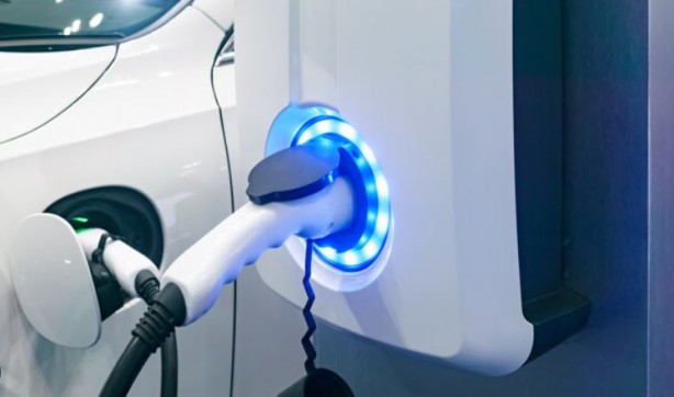 Foto - Elektrikli otomobillerde kazanın bedeli ağır oluyor