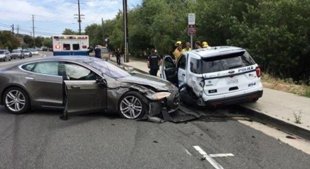 Foto - Elektrikli otomobillerde kazanın bedeli ağır oluyor