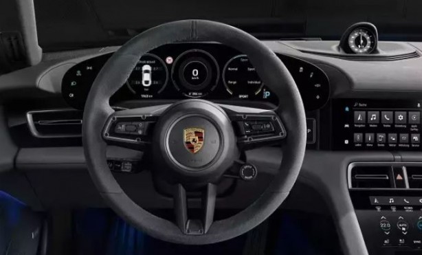 Foto - Elektrikli Porsche Taycan kasıp kavuracak