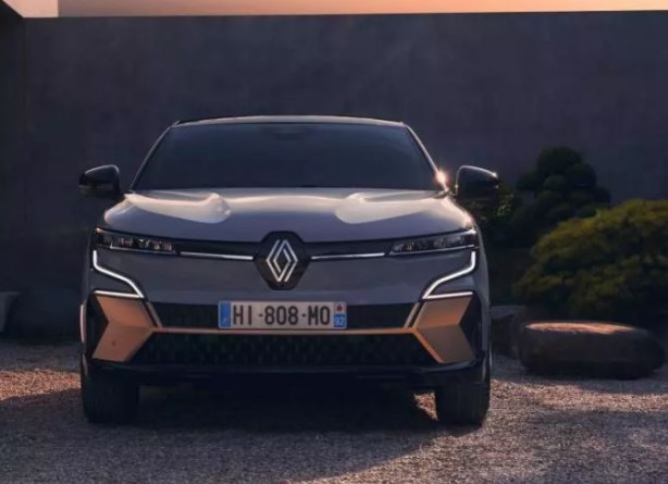 Foto - Elektrikli Renault Megane'ın Türkiye satış fiyatı belli oldu! Sipariş alımına başlandı