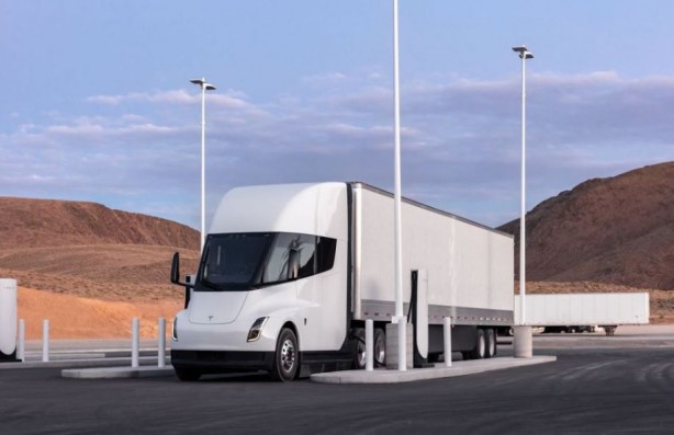 Foto - Elektrikli Tesla Semi tır gerçek oluyor! Gigafactory Nevada'da inşa edilecek